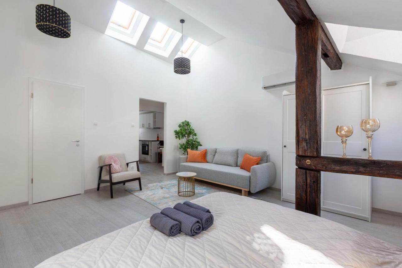 Rustic Central Studios By Lh Budapeşte Dış mekan fotoğraf